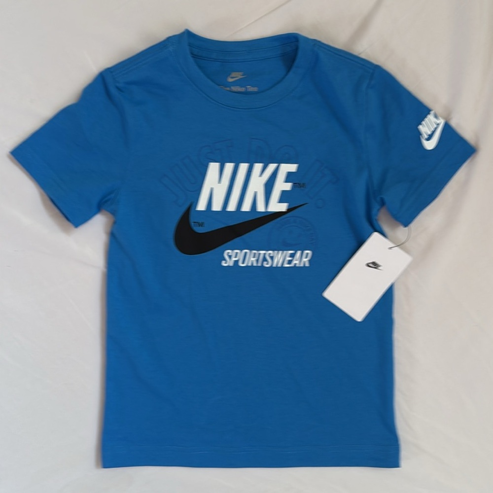 Nike Tee